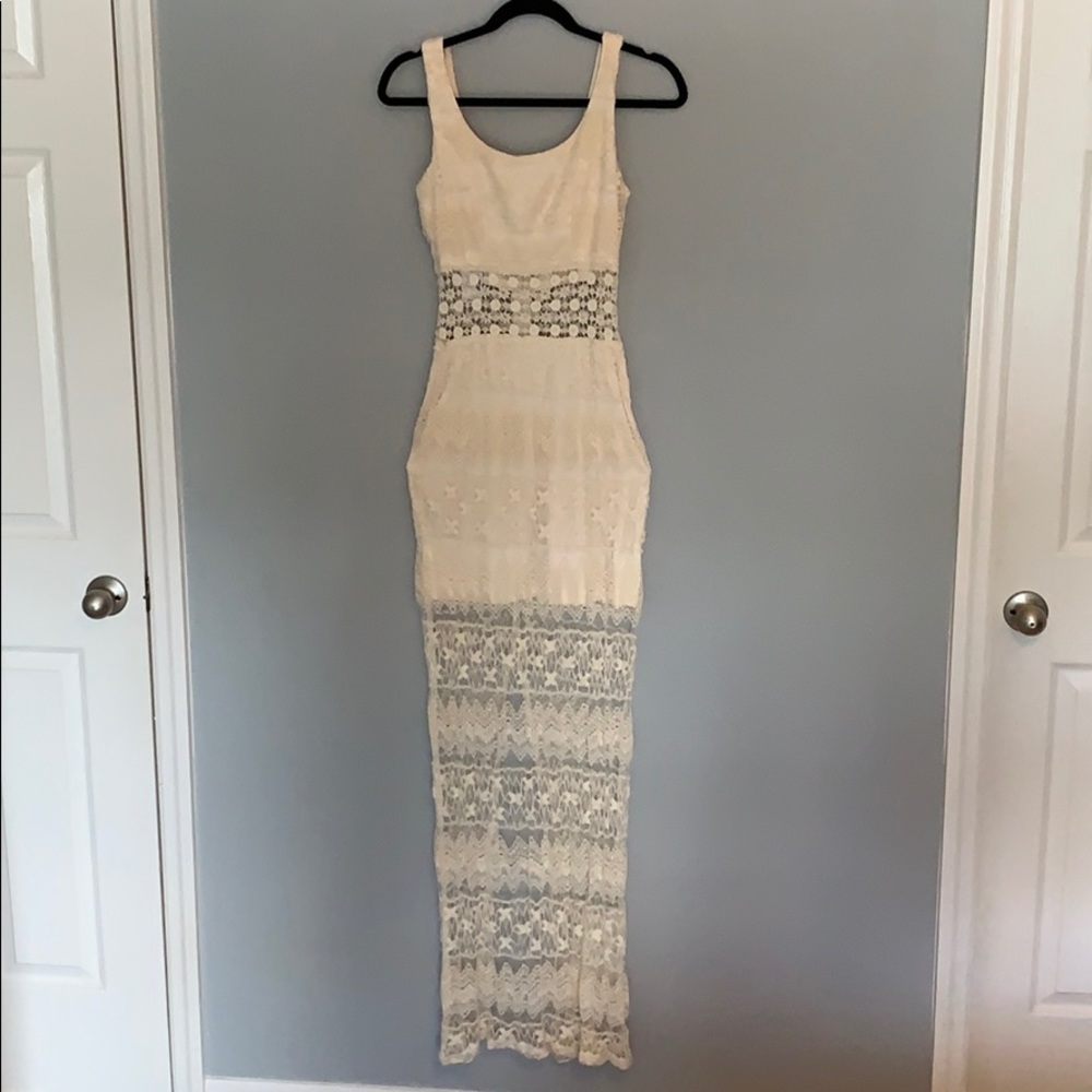 Lace Maxi Dress
